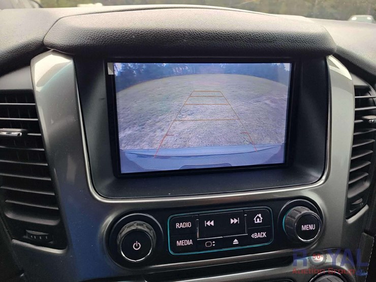 2018-chevrolet-tahoe-image-19