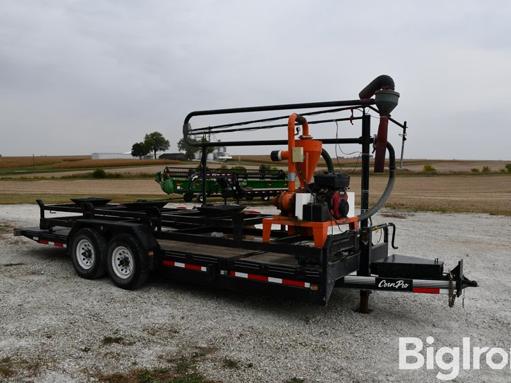 2011-corn-pro-3-box-seed-tender-on-t/a-tilt-deck-utility-trailer-image-3