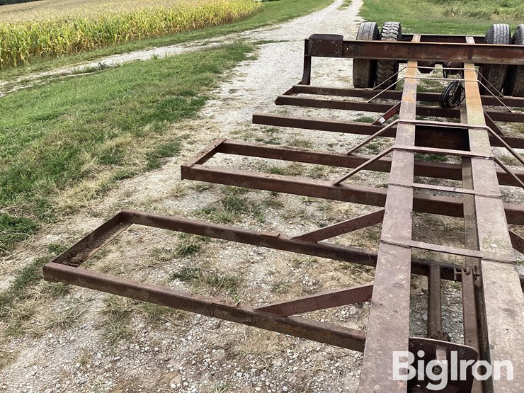 homemade-round-bale-hay-trailer-image-11