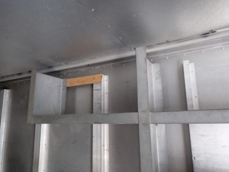 2015-freightliner-mt55-image-37