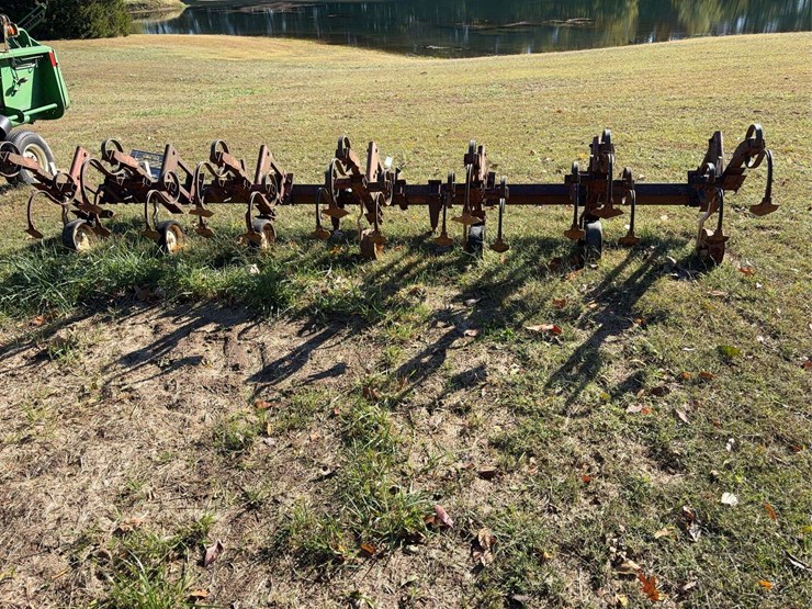 6-row-3pt-cultivator-image-6