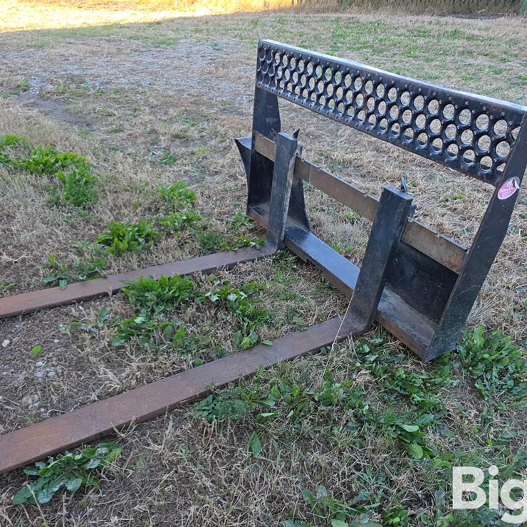 H H Fabrication Pallet Fork Attachment