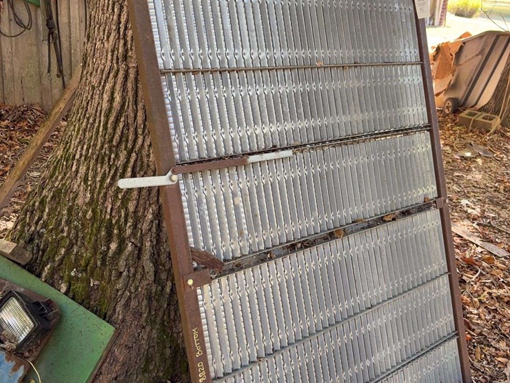 john-deere-8820-image-2