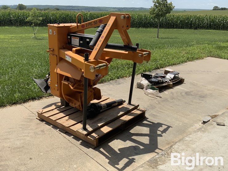 hurricane-3-pt-26"-ditcher-image-3