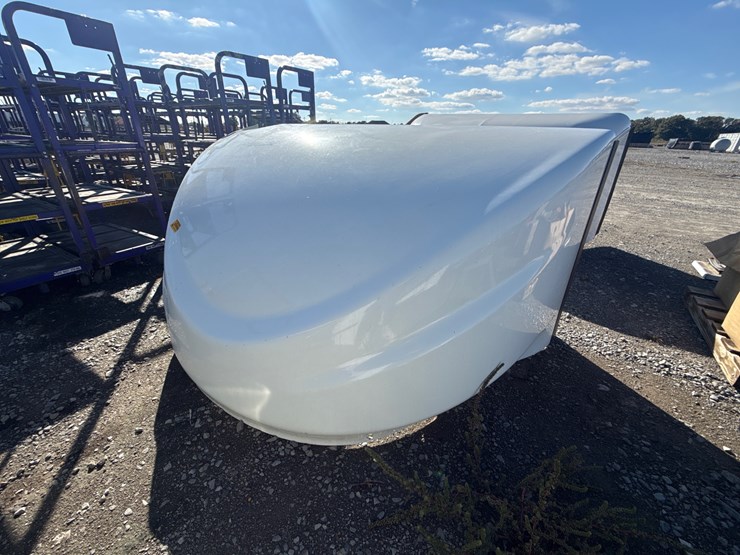 #28390-•-semi-truck-wind-deflector-image-1