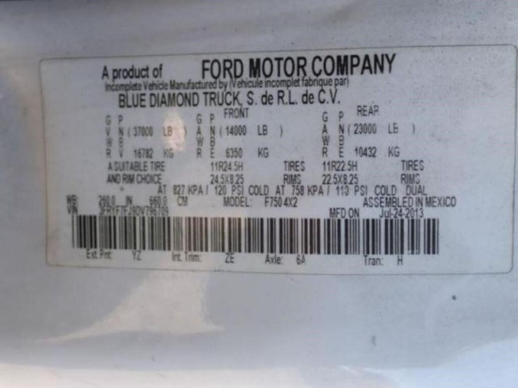 2013-ford-f750-image-11