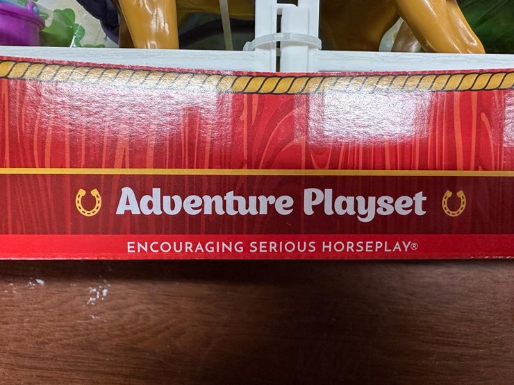 #90g-•-kids-adventure-playset-image-3