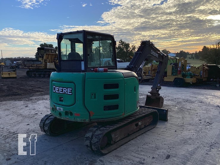 2017-deere-60g-image-4