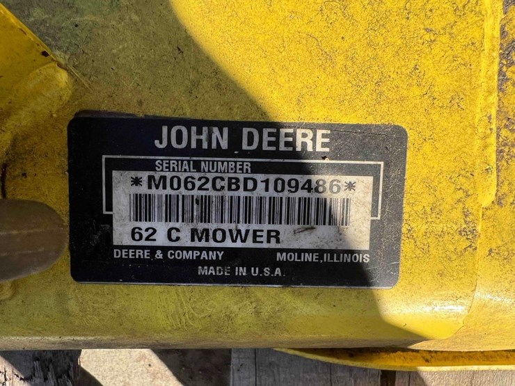 john-deere-2305-image-21