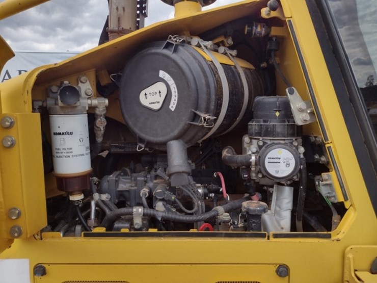 komatsu-d61ex-23-image-46