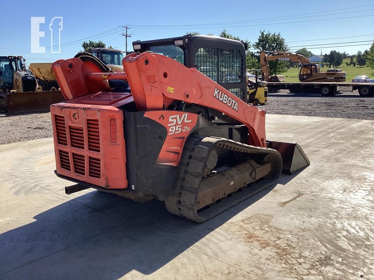 2017-kubota-svl95-2-image-4