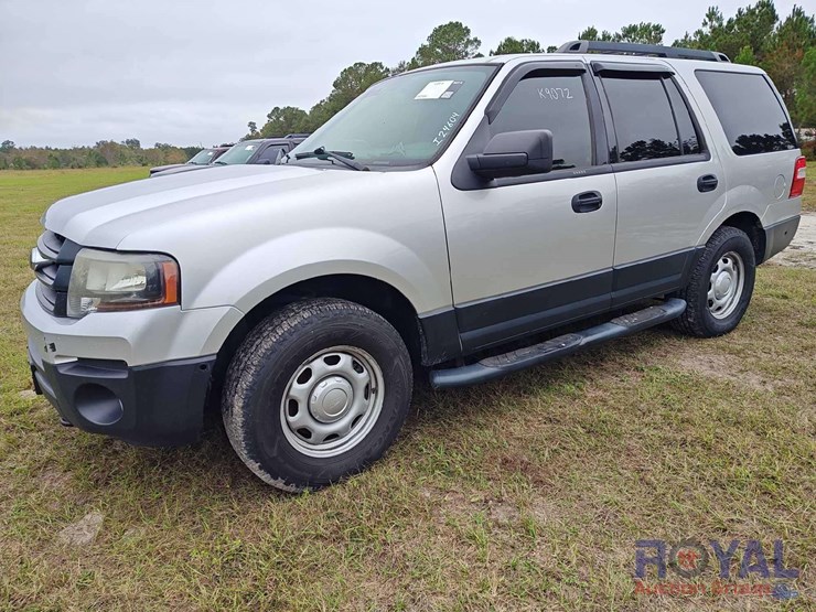 2017-ford-expedition-image-1