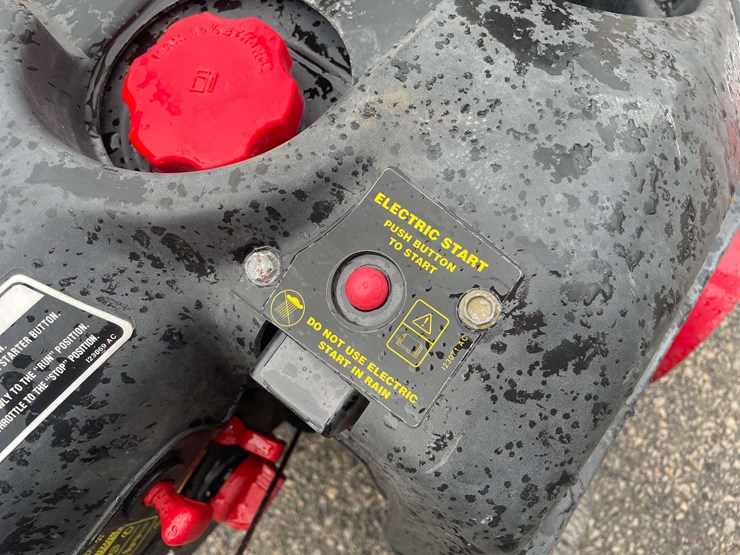 #14073-•-craftsman-snowblower-(o4)-image-9