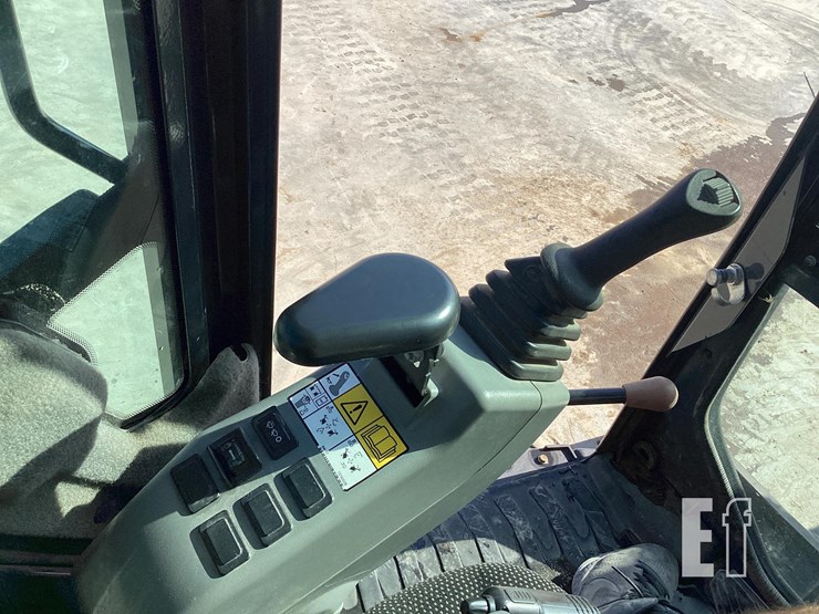 2019-bobcat-e35-image-18