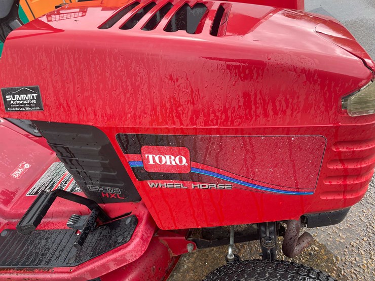 #14063-•-toro-lawn-tractor-(o4)-image-6