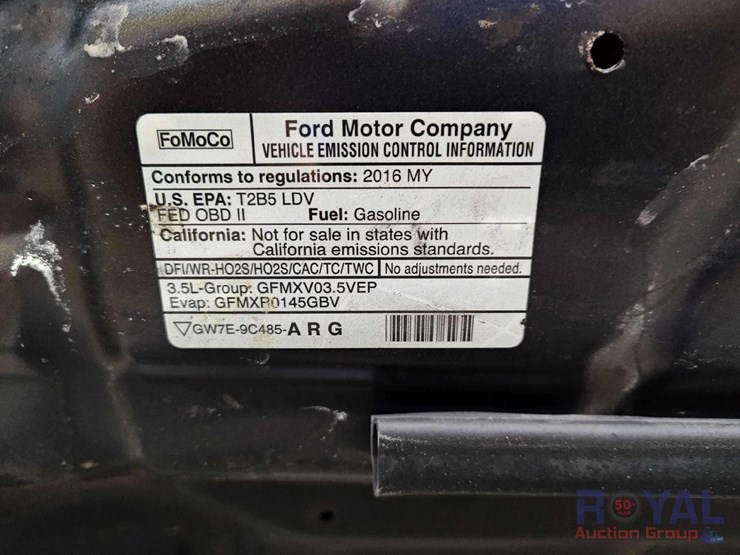 2016-ford-explorer-image-6