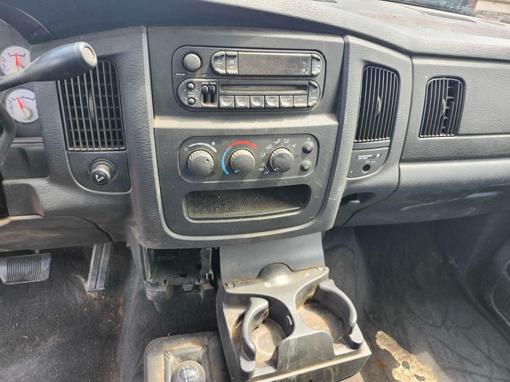 2003-dodge-ram-1500-image-14