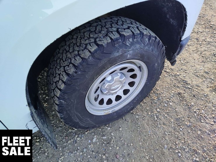 2020-chevrolet-silverado-1500-image-23