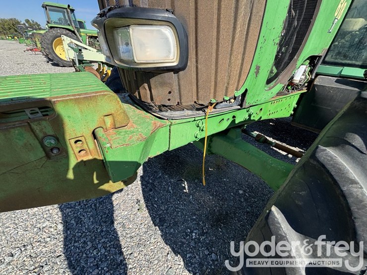 2004-john-deere-7320-image-7