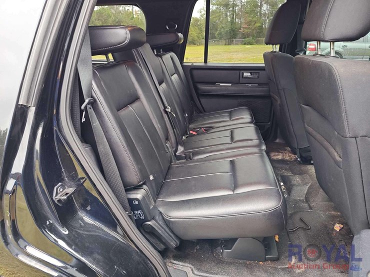 2016-ford-expedition-image-28