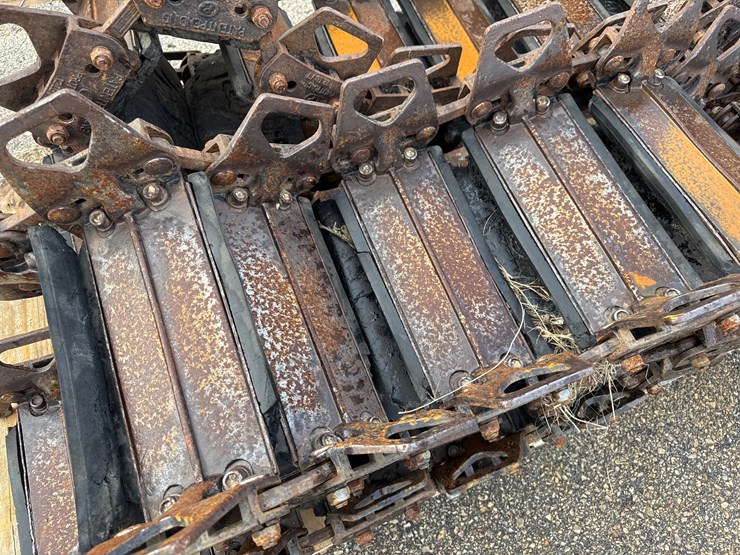 #14078-•-skid-steer-tracks-(o10)-image-4