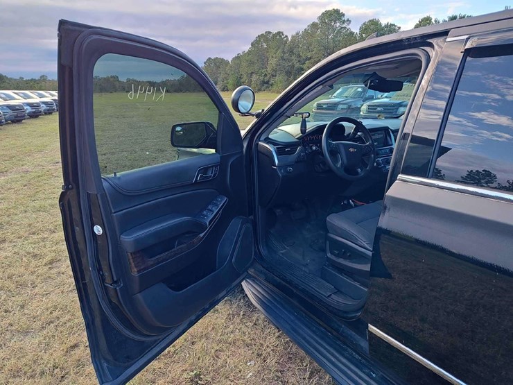 2019-chevrolet-tahoe-image-13