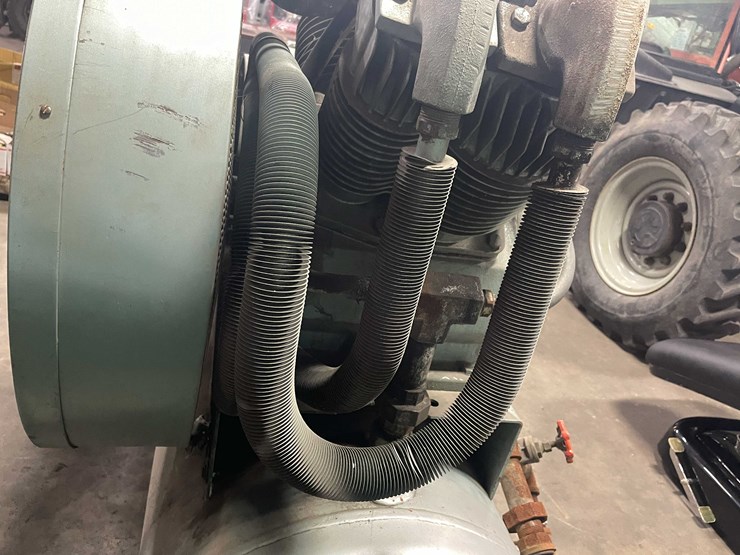 #14044-•-air-compressor-(e)-image-34