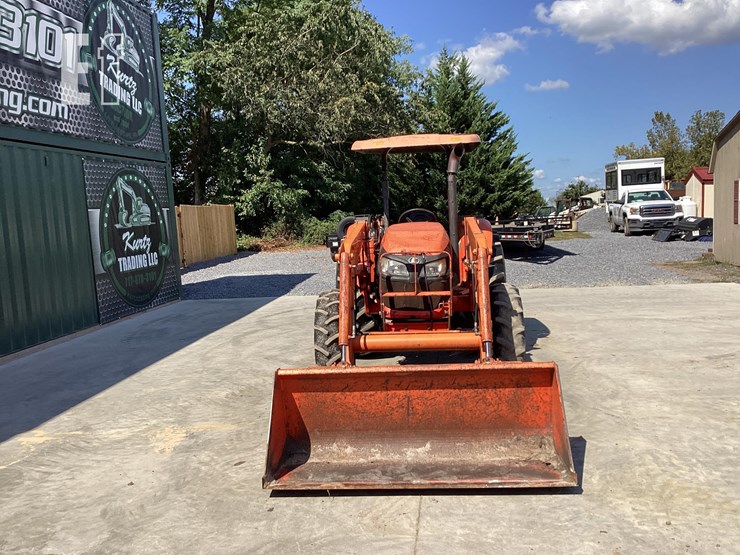 2016-kubota-m7060d-image-7