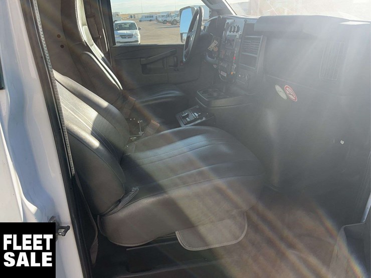 2018-chevrolet-express-s/a-ambulance-image-15