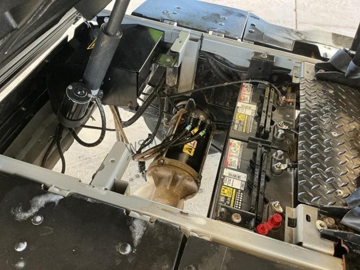 cushman-haul-pro-utility-cart-image-9