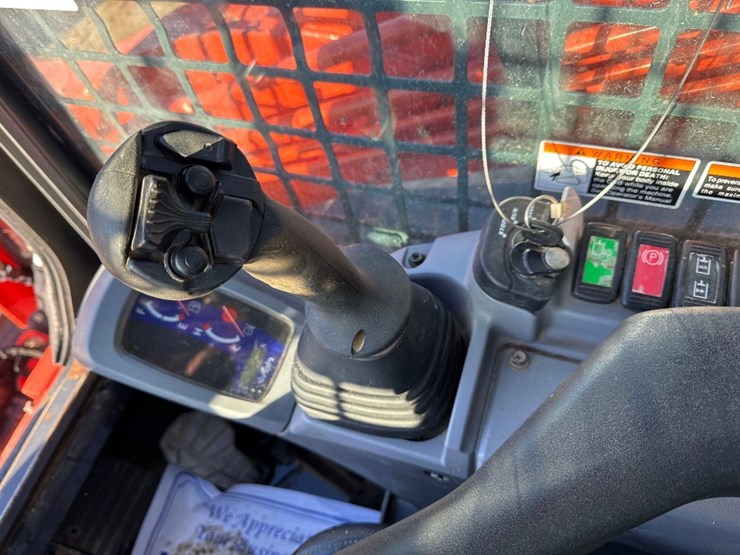 kubota-svl75-2-image-24