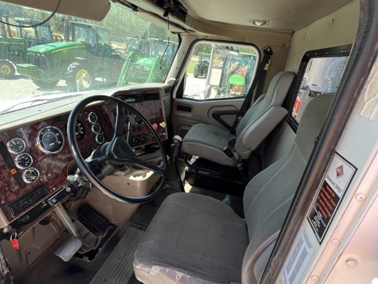 international-9200-image-13