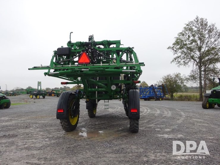 2022-john-deere-410r-image-26