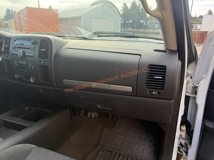 2008-chevrolet-silverado-2500-lt-image-27