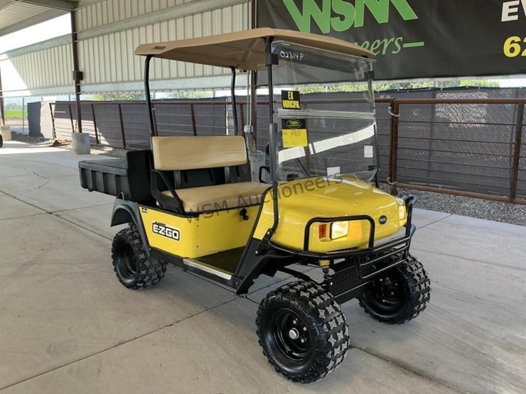 2011-e-z-go-st-sport-image-2