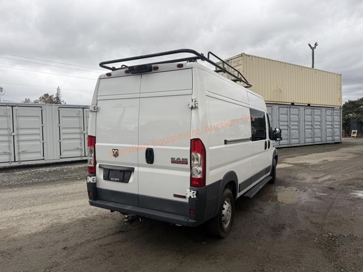 2015-dodge-ram-2500-image-6