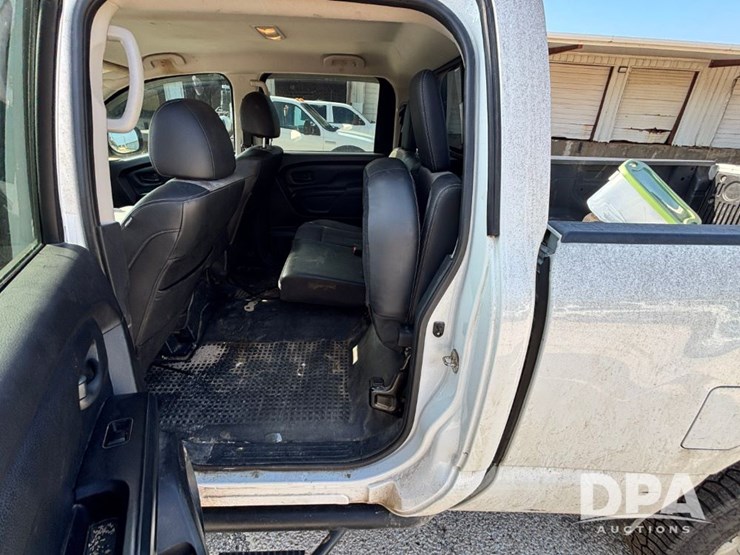 2018-nissan-titan-image-67