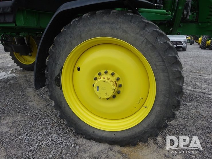 2022-john-deere-410r-image-52
