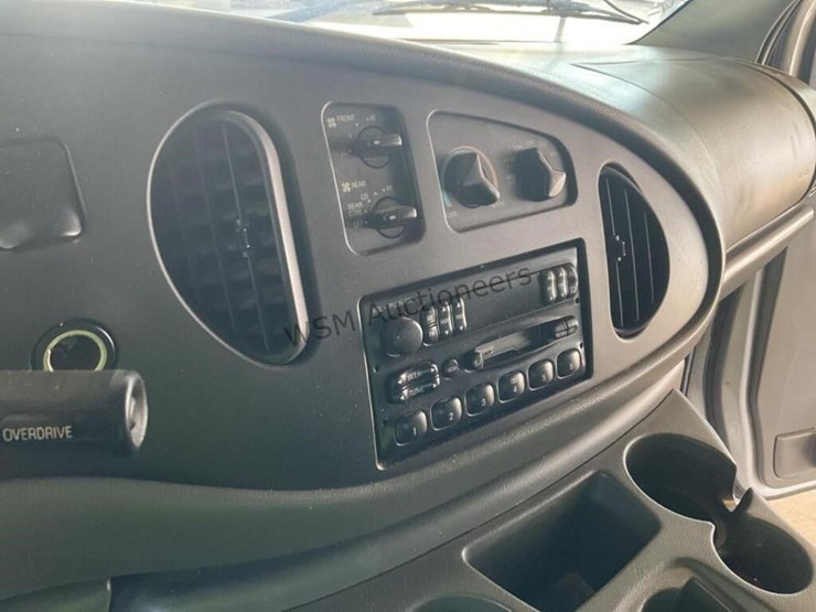 2003-ford-e350-image-20