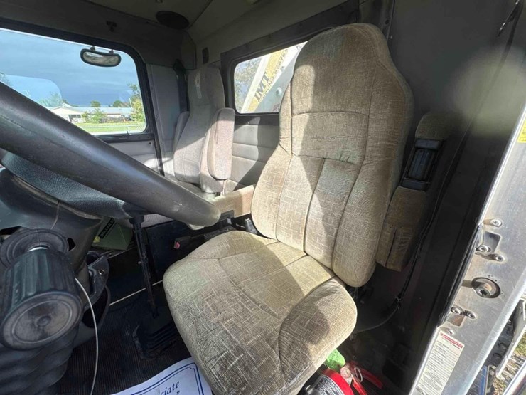 2006-kenworth-t800-image-24