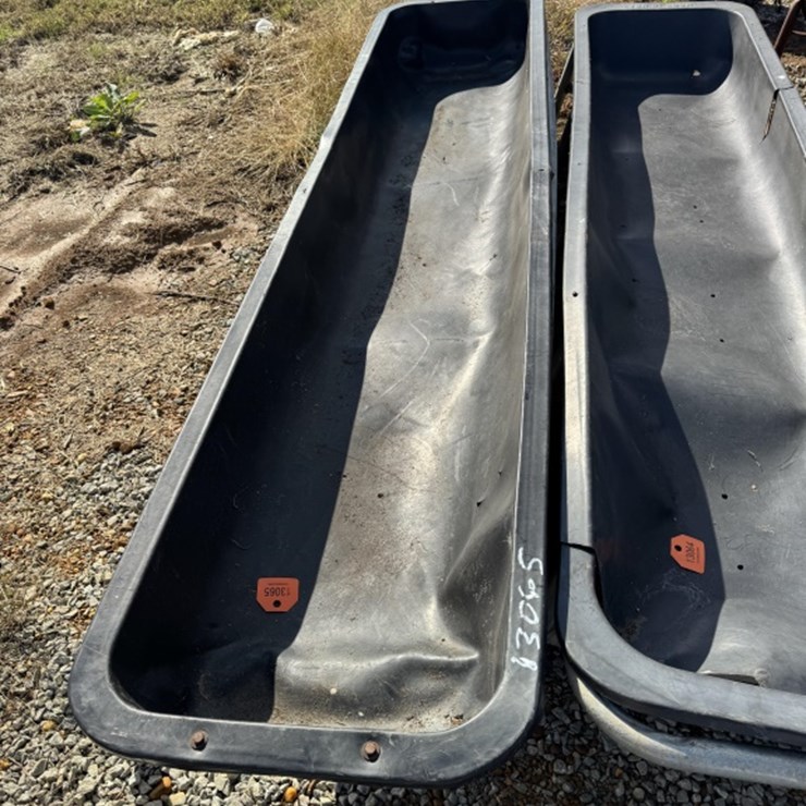 #13065 • Feed Trough