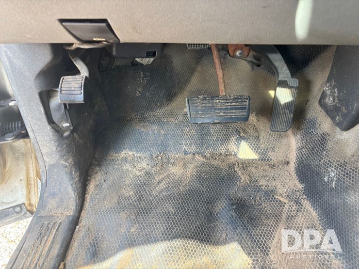 2009-chevrolet-silverado-2500hd-image-75