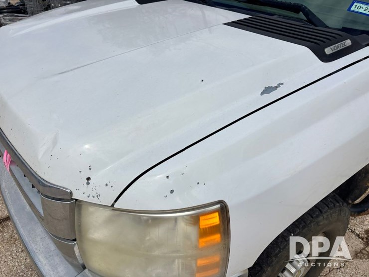 2009-chevrolet-silverado-2500hd-image-19