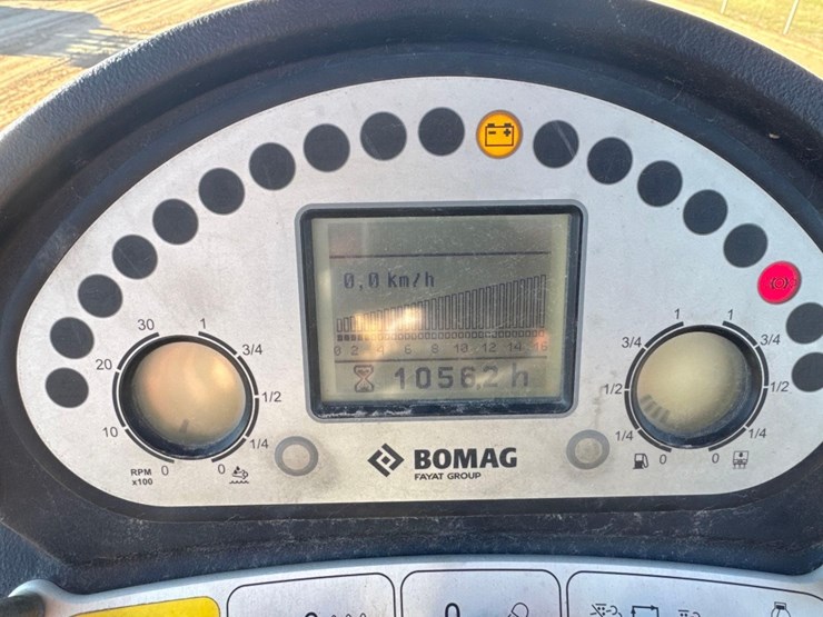 2016-bomag-bw177d-5-image-20