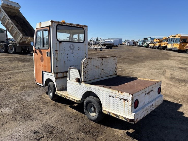 taylor-dunn-b2-48-image-4