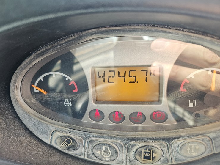 bobcat-t650-image-11