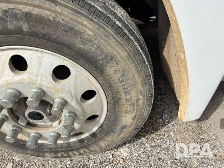 1994-freightliner-fld120-image-20