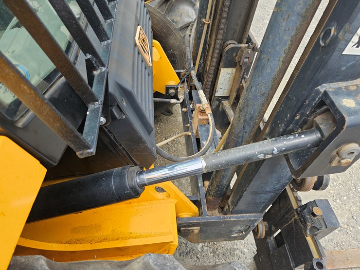 2008-jcb-926-image-6