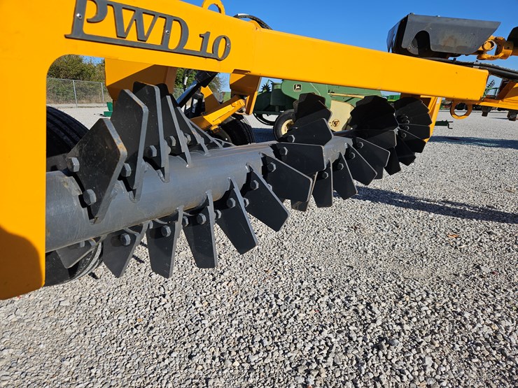 shoule-pwd10-image-4