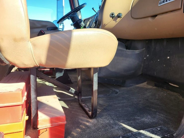 2004-mack-granite-cv713-image-69